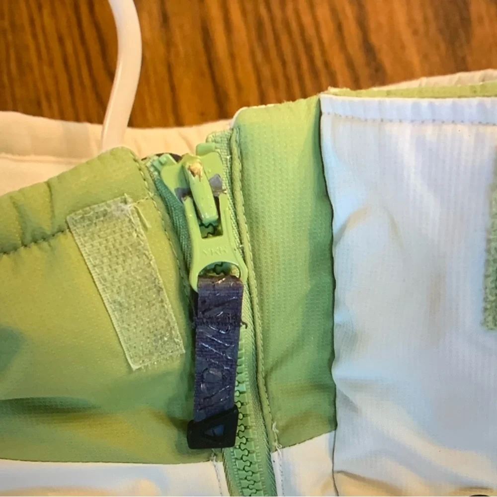 Columbia Coat, with Hood, Youth Size 10/12, Green and Ivory